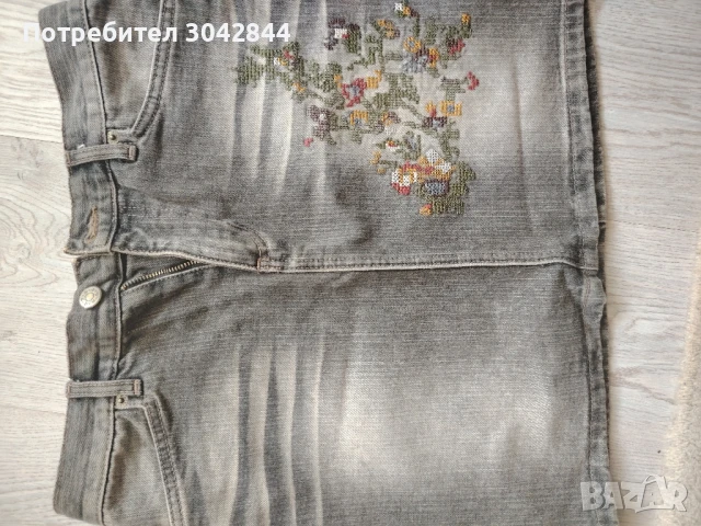 Къса черна дънкова пола с бродерия