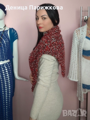 Ръчно плетен триъгълен шал модел „Верона“, снимка 2 - Шалове - 52750409