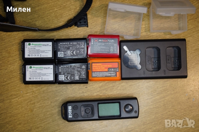 фотоапарат Sony A7 II / ILCE-7M2 с грип и батерии, снимка 4 - Фотоапарати - 51988707