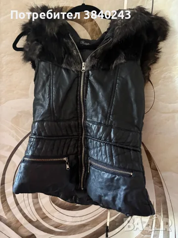 Ефектен дамски кожен елек Bratan Fashion House с богата пухена яка