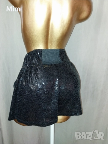 Черни къси панталонки/пола/ с пайети , снимка 5 - Рокли - 51638231