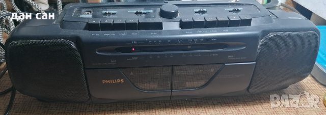 касетофон philips AW 703001, снимка 2 - Радиокасетофони, транзистори - 38373228