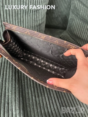 Дамски клъч Louis Vuitton, снимка 2 - Чанти - 51796530