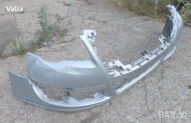 предна броня VW Passat B6, снимка 2 - Части - 50998076
