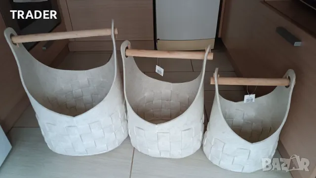 кошници кошове от тъкан филц текстил плетени дървени дръжки за дрехи играчки инвентар вещи