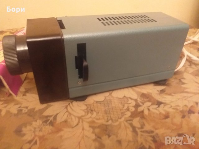 Комбиниран проектор за диафилми и диапозитиви, снимка 7 - Плейъри, домашно кино, прожектори - 31950271