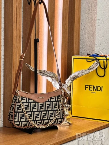 чанти fendi , снимка 14 - Чанти - 50750586