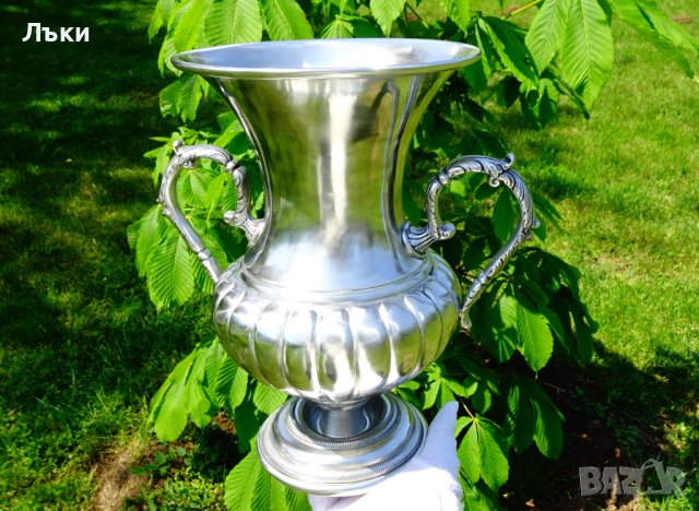 Ваза от калай в стил Ампир 1.1 кг. , снимка 2 - Антикварни и старинни предмети - 40777020