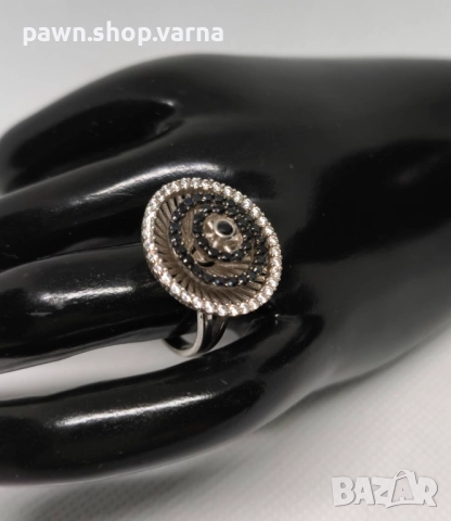 Винтидж сребърен пръстен с фианити – 925 проба, снимка 5 - Пръстени - 51634516