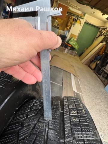 Зимни гуми 225/65/17 Ханкок, снимка 9 - Гуми и джанти - 53294102