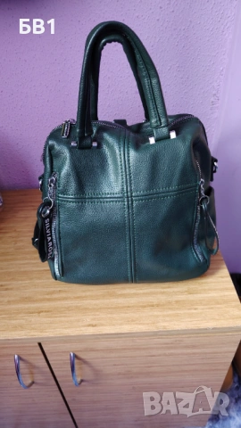 Дамска кожена раница 