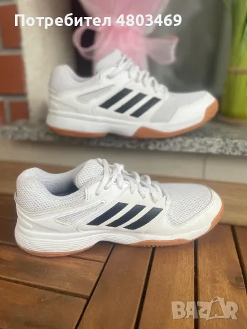 Маратонки adidas Speedcourt