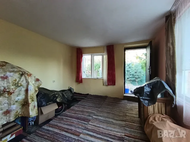 Продавам  вила.