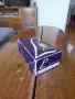 Стар светещ религиозен сувенир Дева  Мария и Младенеца, снимка 1