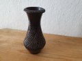 Продавам стара ретро керамична вазичка с релефи ваза керамика антика, снимка 1 - Вази - 39764661