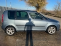 Skoda Roomster 1.6i, 105 кс., автоматик, панорама, 142 000 км. реални километри, обслужена, платени , снимка 4