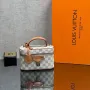 LOUIS VUITTON дамска чанта, снимка 2
