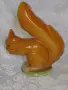 Старa Българска Порцелановa Фигурa - Катерица 🐿️ , снимка 2