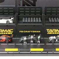 Tarmac 1:64 Mercedes GT3 figure not hot wheels real riders, снимка 1 - Колекции - 39845240