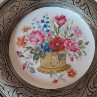Декоративна чинийка за стена , снимка 2 - Антикварни и старинни предмети - 38248520