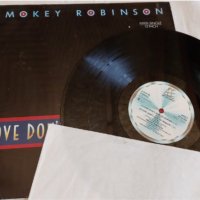 Smokey Robinson – Love Don't Give No Reason, снимка 4 - Грамофонни плочи - 39438571