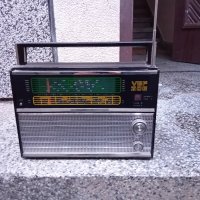 Продава радио приемник  VEF 206, снимка 2 - Други - 44405326