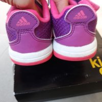 Детски маратонки Adidas, снимка 3 - Детски маратонки - 30002412