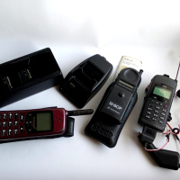 Стари GSM Мобилни телефони Nokia,Motorola,Benefon и др, снимка 5 - Антикварни и старинни предмети - 44741207