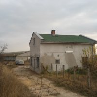 продавам стопански имоти в гр . Брезово, снимка 10 - Производствени сгради - 39621768