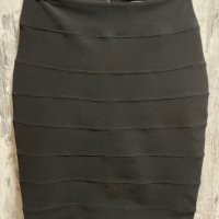 Черна секси еластична бандажна пола , снимка 3 - Поли - 35505639