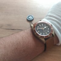 Уникален часовник TUDOR Black Bay BRONZE 79250BM 43mm клас 6A+, снимка 13 - Мъжки - 30516377