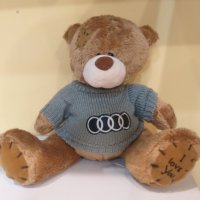 Плюшено мече с тениска на Audi и надпис ''I love you'', снимка 1 - Плюшени играчки - 42687649