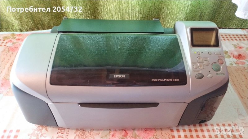 Фотопринтер - Epson Stylus Photo R300, снимка 1
