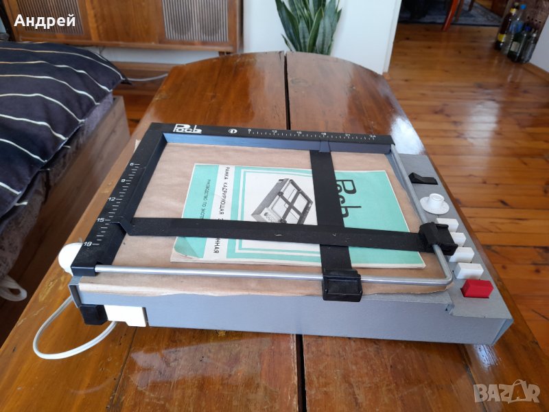 Стар уред за рамкиране на снимки Рось, снимка 1