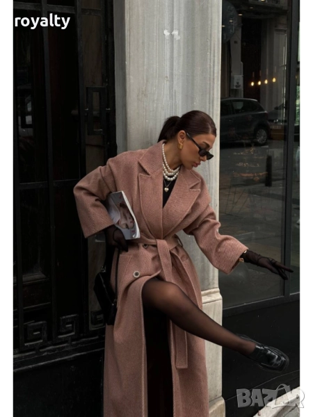 Дамско Луксозно Палто , снимка 1