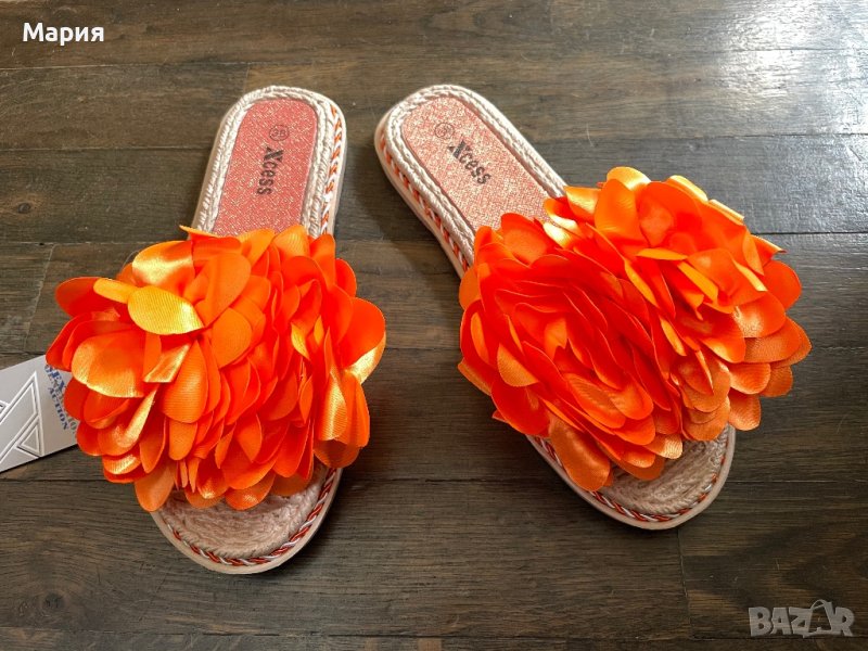 Дамски оранжеви чехли с цветя, снимка 1