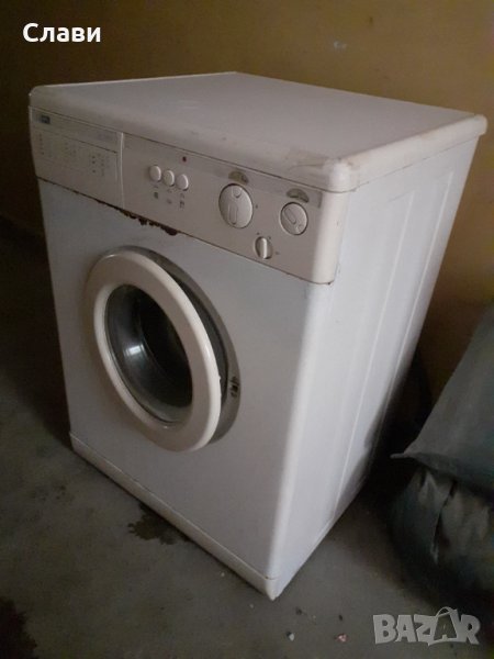 Продавам пералня  Siltal,на части всичко и  работи с изключение на програматора  , снимка 1