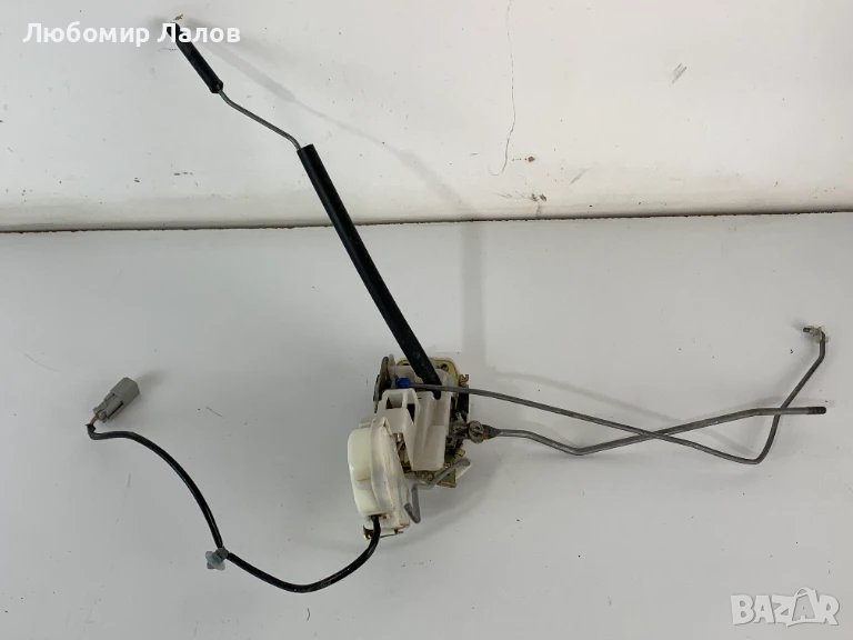 Предна лява брава Хонда ЦР–В 1 Honda CR-V I (95-01)г. ДЯСНА ДИРЕКЦИЯ 9B26RH, снимка 1