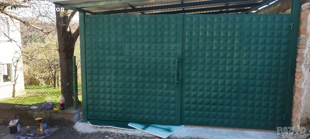 Метални гаражни врати , снимка 1