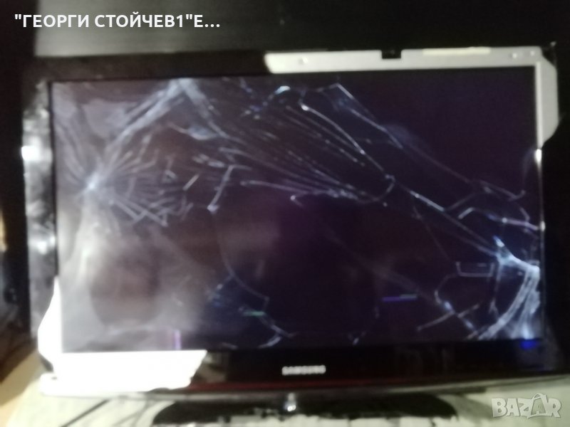 SAMSUNG LE32C450E1W СЪС СЧУПЕН ДИСПЛЕЙ, снимка 1