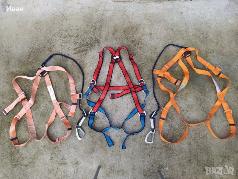 Оборудване за височинно строителство и алпинизъм ( сбруя , колан , предпазно въже с карабинер ), снимка 1