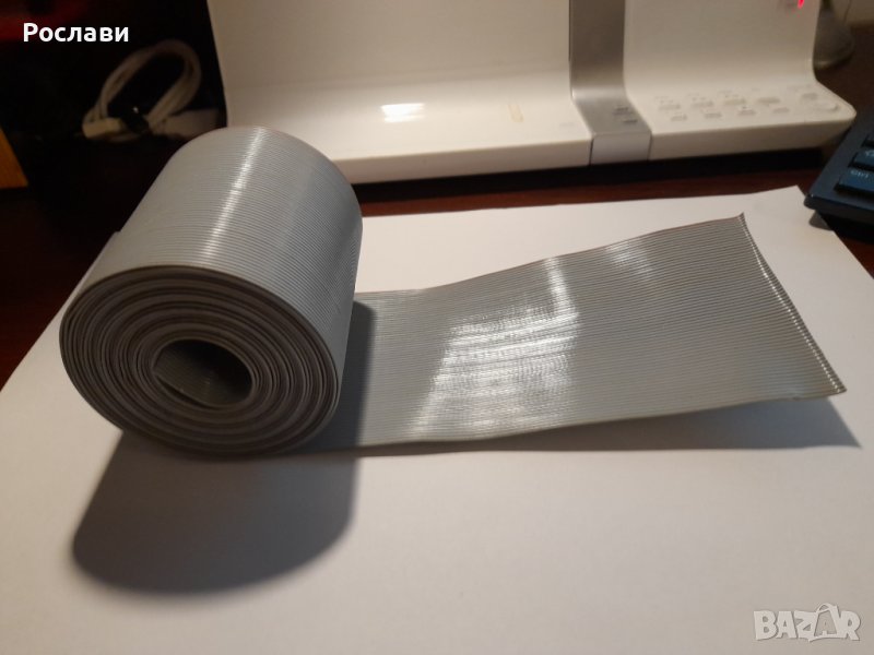 033. Лентов кабел,60 жила, сив цвят на изолацията, дължина 3.90 метра, снимка 1