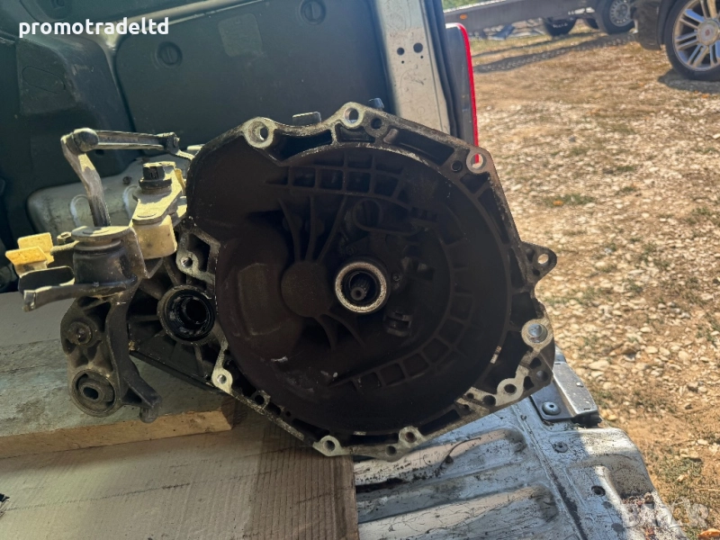 Ръчна петстепенна скоростна кутия Опел Корса Ц Opel Corsa C 1.2i 75hp., снимка 1