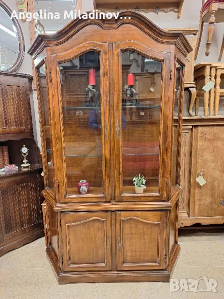 луксозен трапезен бюфет  - витрина , снимка 1