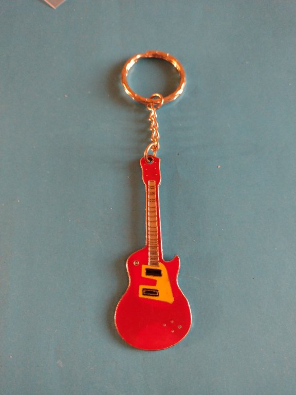 Ефектен ключодържател червена китара цветен емайл перфектна-12428 в Други в  гр. Бургас - ID30892050 — Bazar.bg