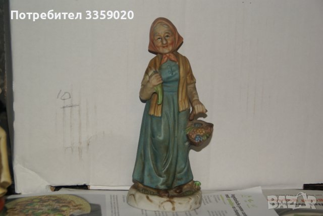 продавам керамична фигура , снимка 1 - Антикварни и старинни предмети - 40648666
