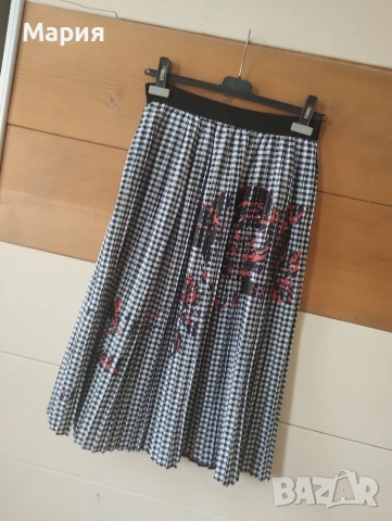 Дамска пола средна дължина размер С, снимка 5 - Поли - 54088397