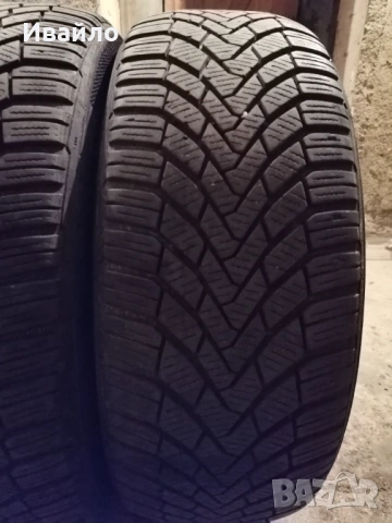 Продавам 2 броя зимни гуми 205.55.16 на 1 сезон дот 2020 Контентал , снимка 2 - Гуми и джанти - 53354419