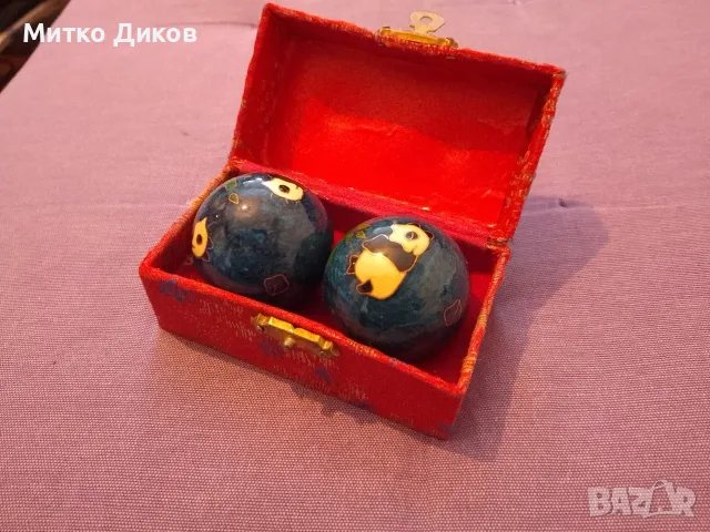 топки Баодинг в подплатена кутия за релаксация и здраве издаващи звуци .Два комплектс