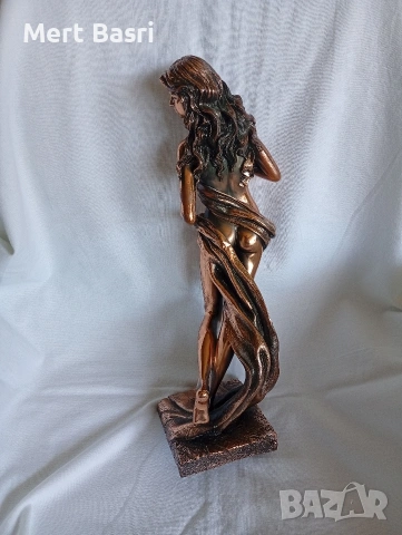 сувенирна статуетка на момиче, снимка 4 - Статуетки - 54293033